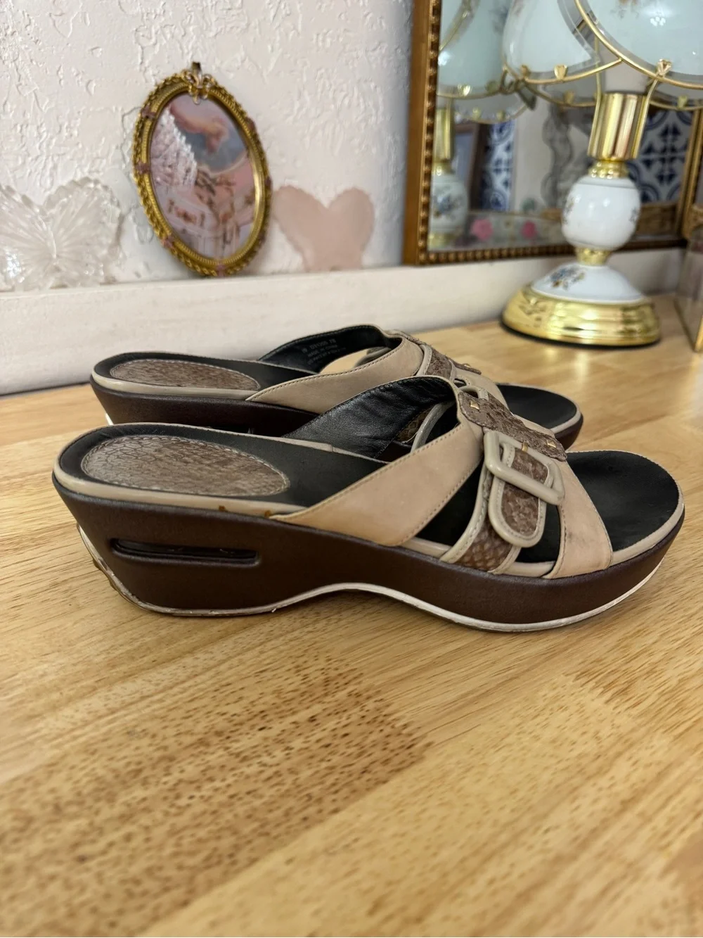 2000’s Cole Haan Y2K Platform Wedge Slide Sandals Beige Brown Leather Size 7